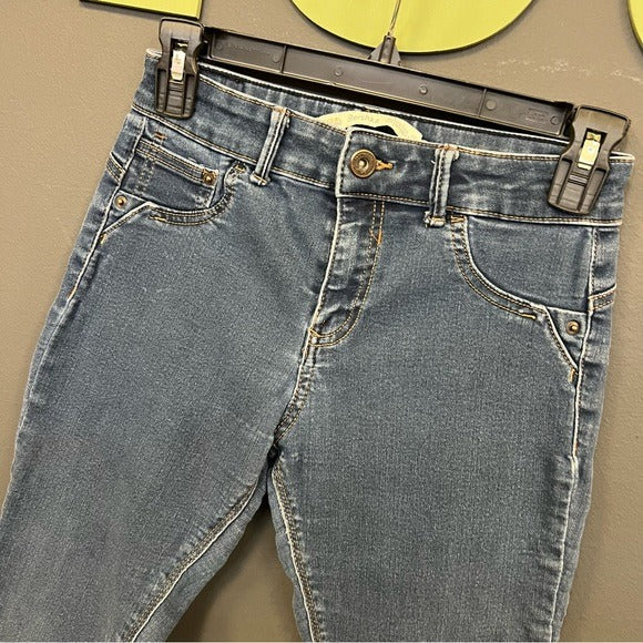 Bershka Medium Wash Skinny Jeans Size 6