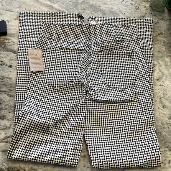 NWT Jessica Simpson Shape Sculpt Pull On Flare Houndstooth Jeans Size 29