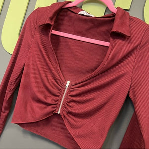 Lavish Maroon V-Neck Zip Front Blouse Medium